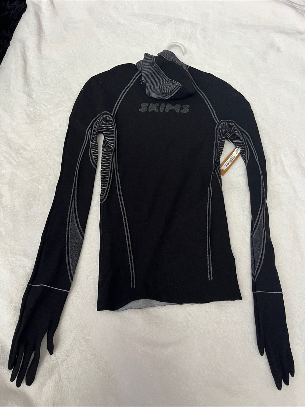 Skims Black Long-Sleeve winter underplay with Gray Accents